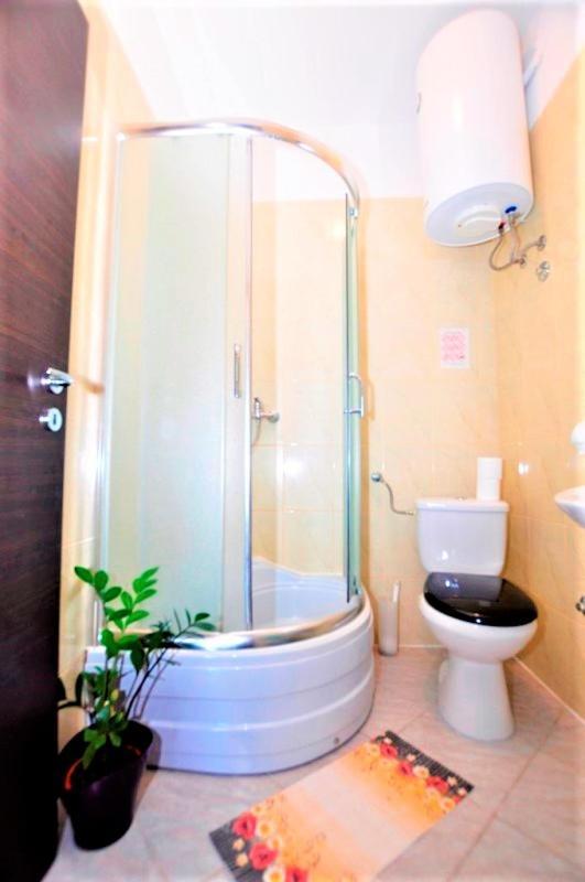 Marinovi Dvori Apartment Slatine Exterior photo